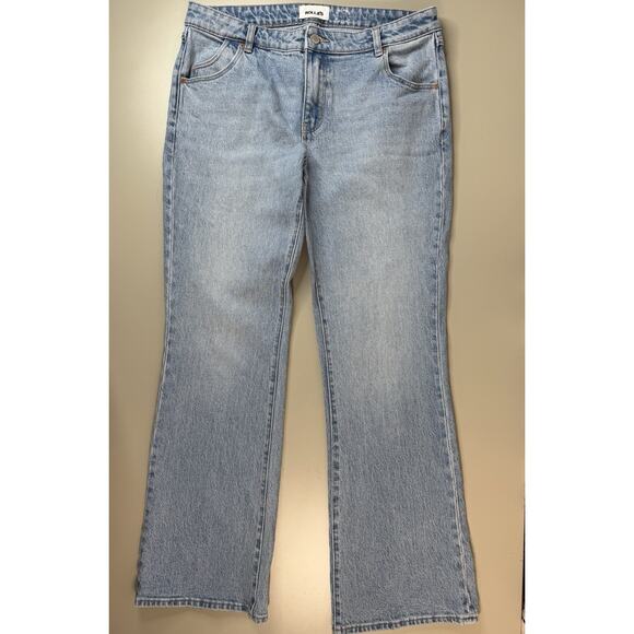 Rollas Womens Dallas Low Rise Slim Bootcut Denim Jeans 31 Light Rodeo Western - Picture 7 of 12